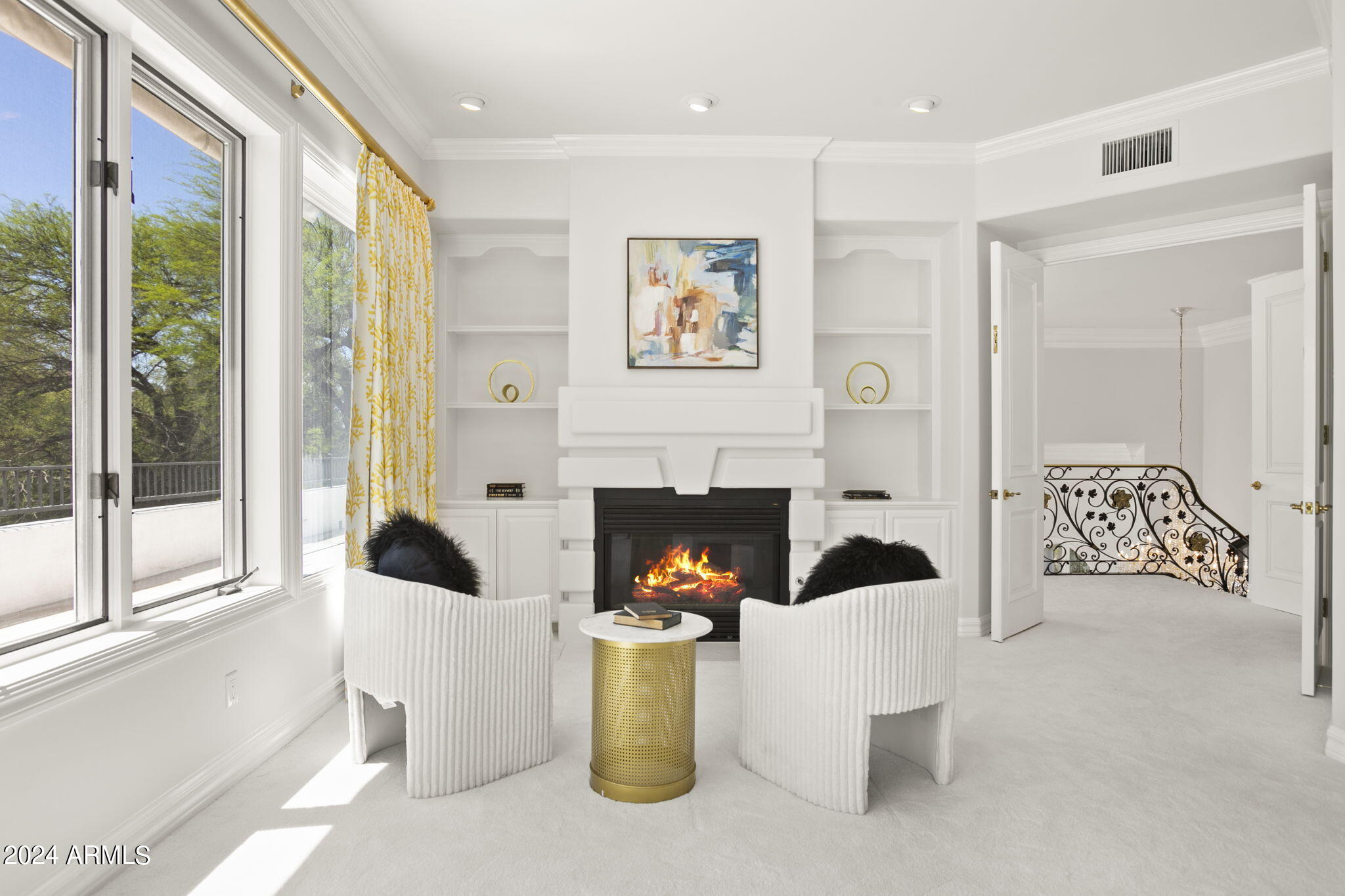 La Place, Unit 1 - Residential