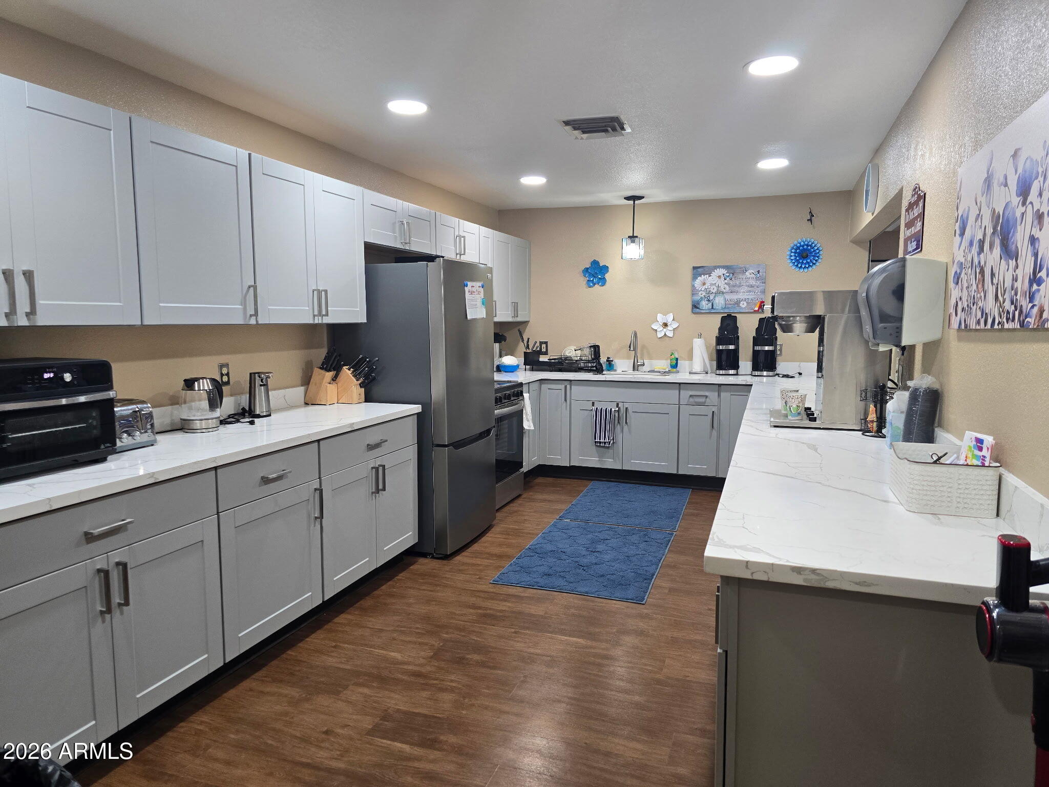 Holiday Palms Mobile Home Park - Residential