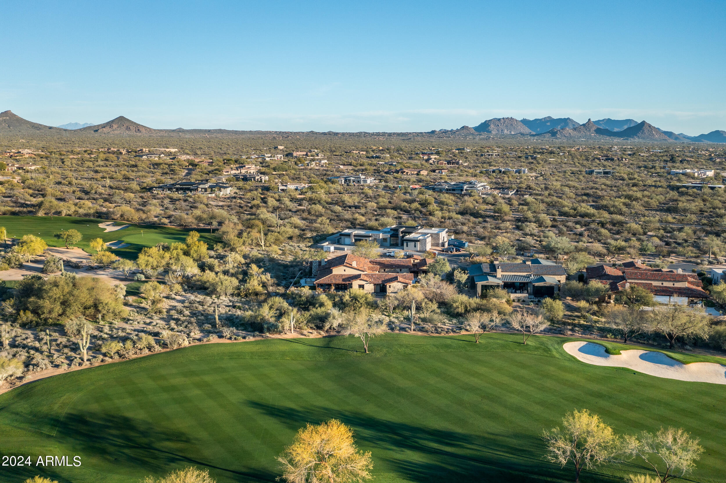 WHISPER ROCK - Residential