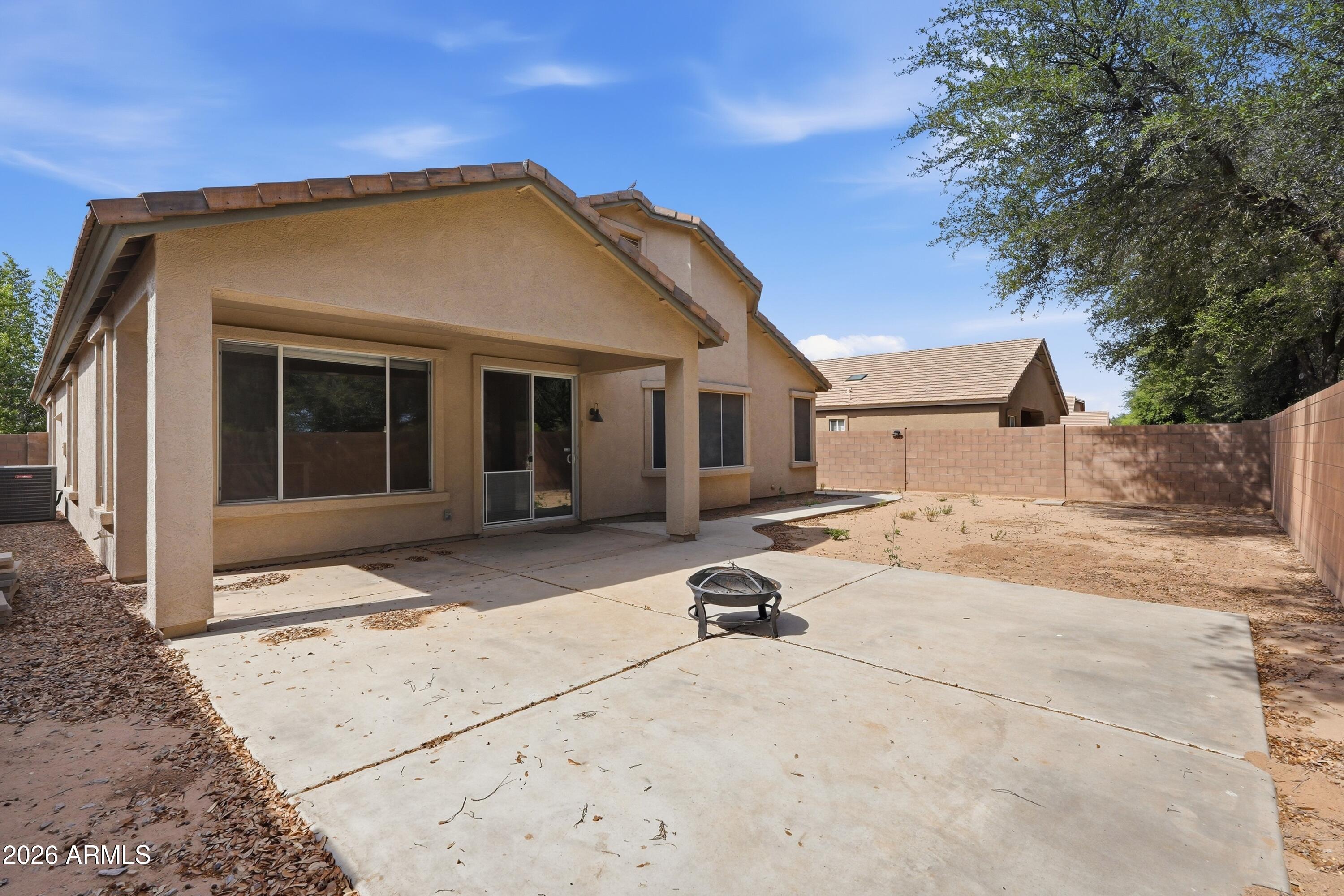 VILLAGES AT QUEEN CREEK - Residential
