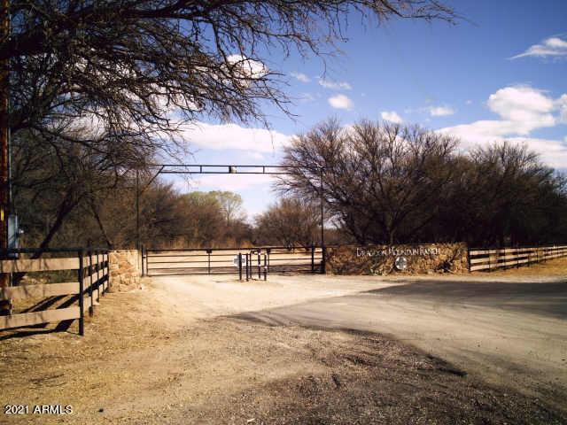 DRAGOON MOUNTAIN RANCH UNIT 1 - Land