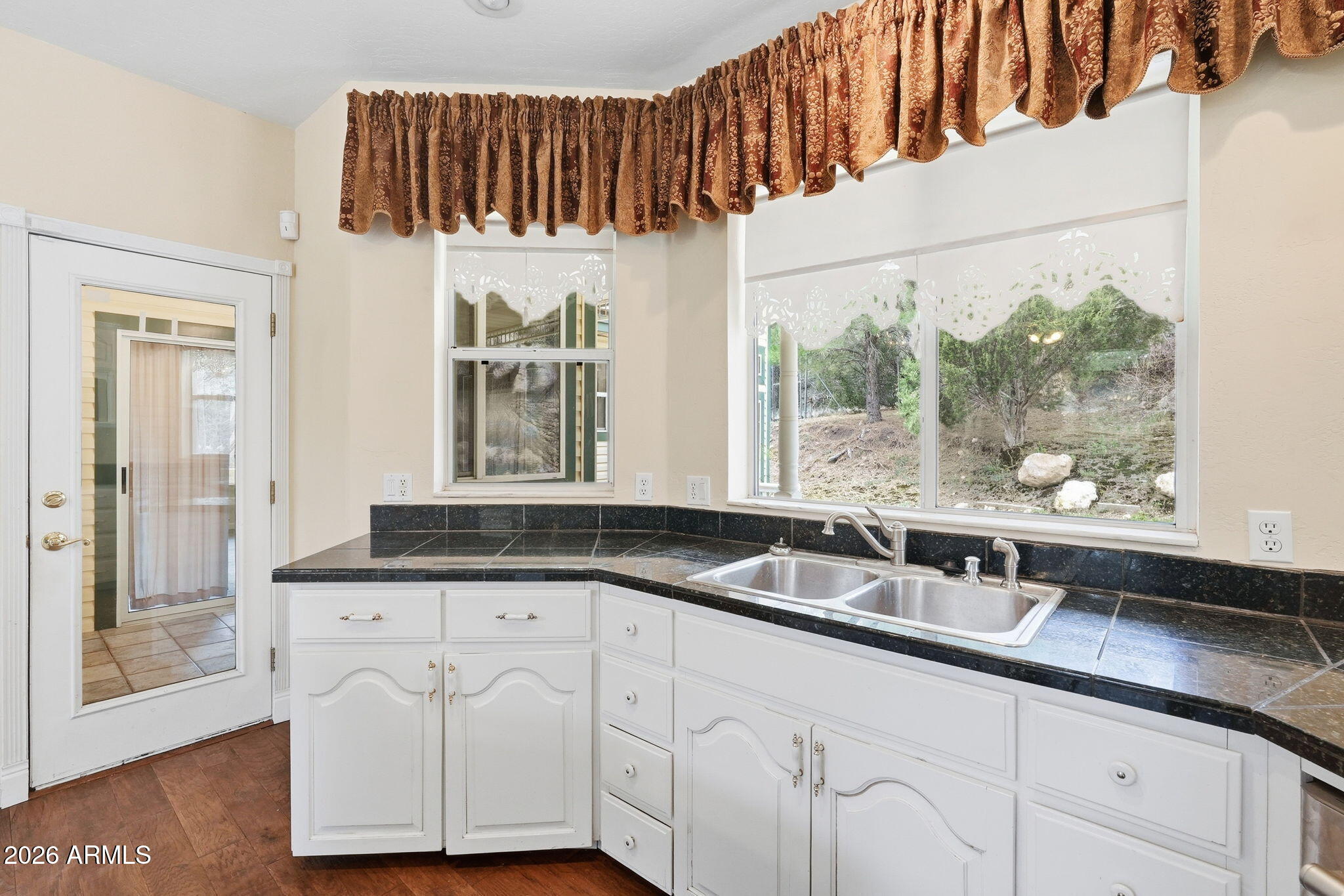 Metes and Bounds per Legal or Assessor Description. Available upon request. - Residential