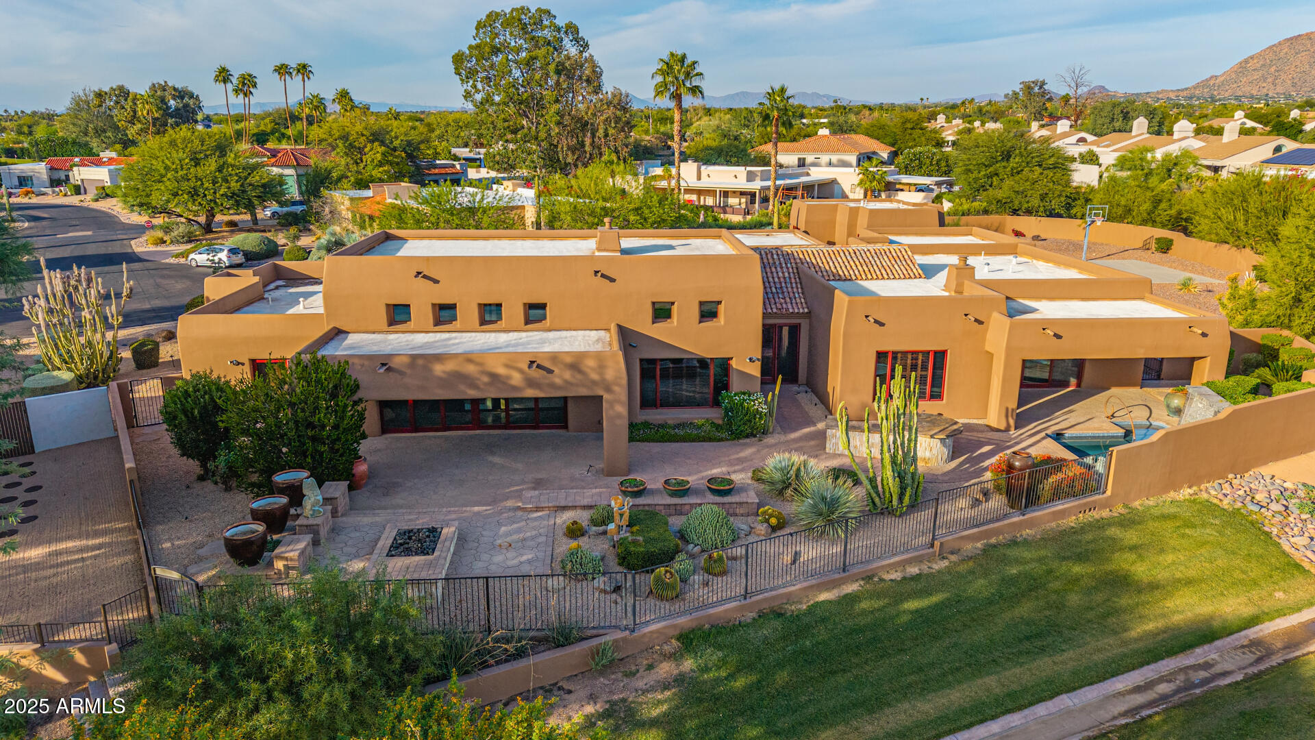 Pinnacle Peak Country Club - Residential
