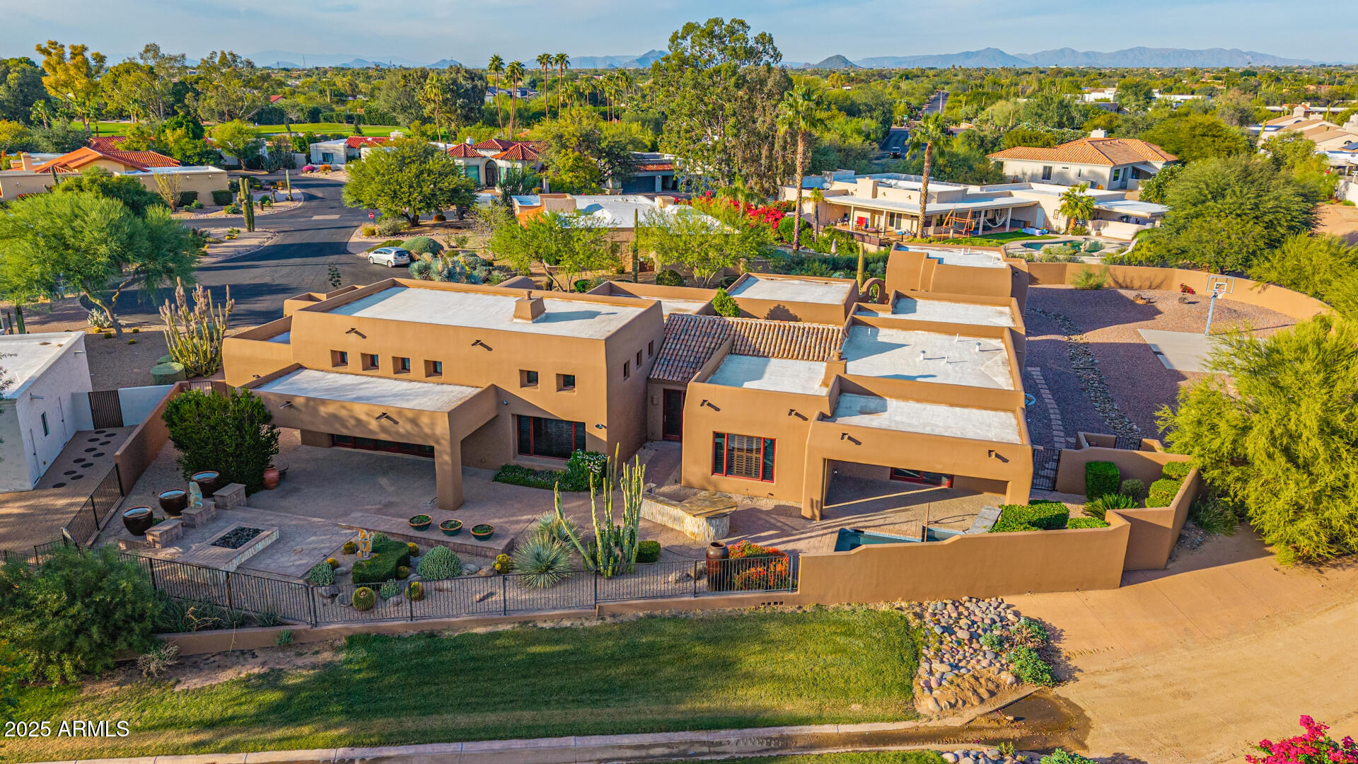Pinnacle Peak Country Club - Residential