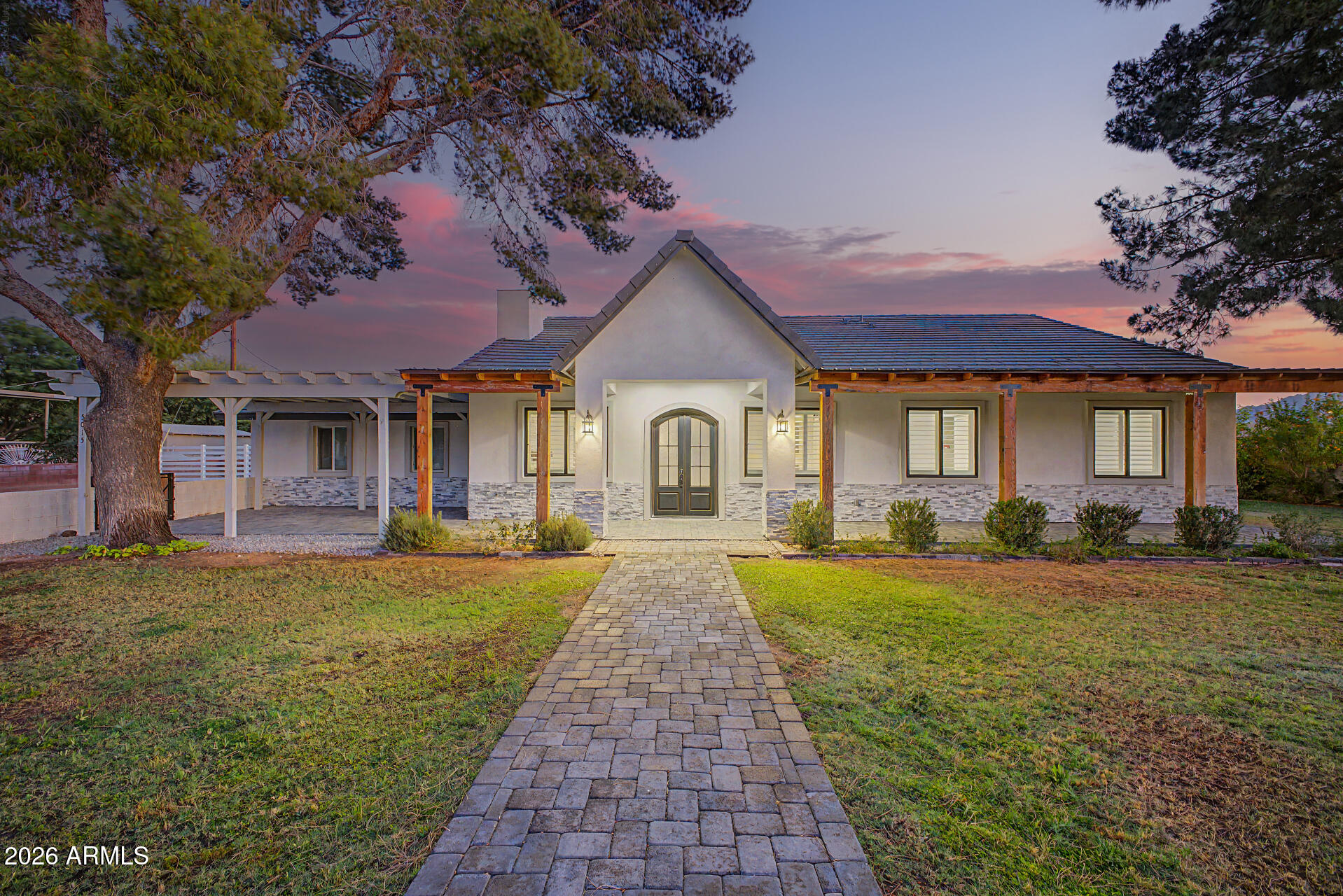 LA SONDRA - Residential
