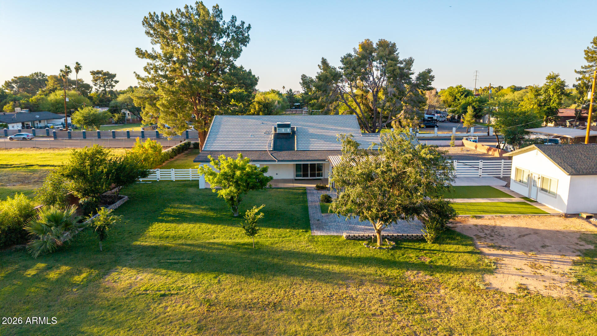 LA SONDRA - Residential