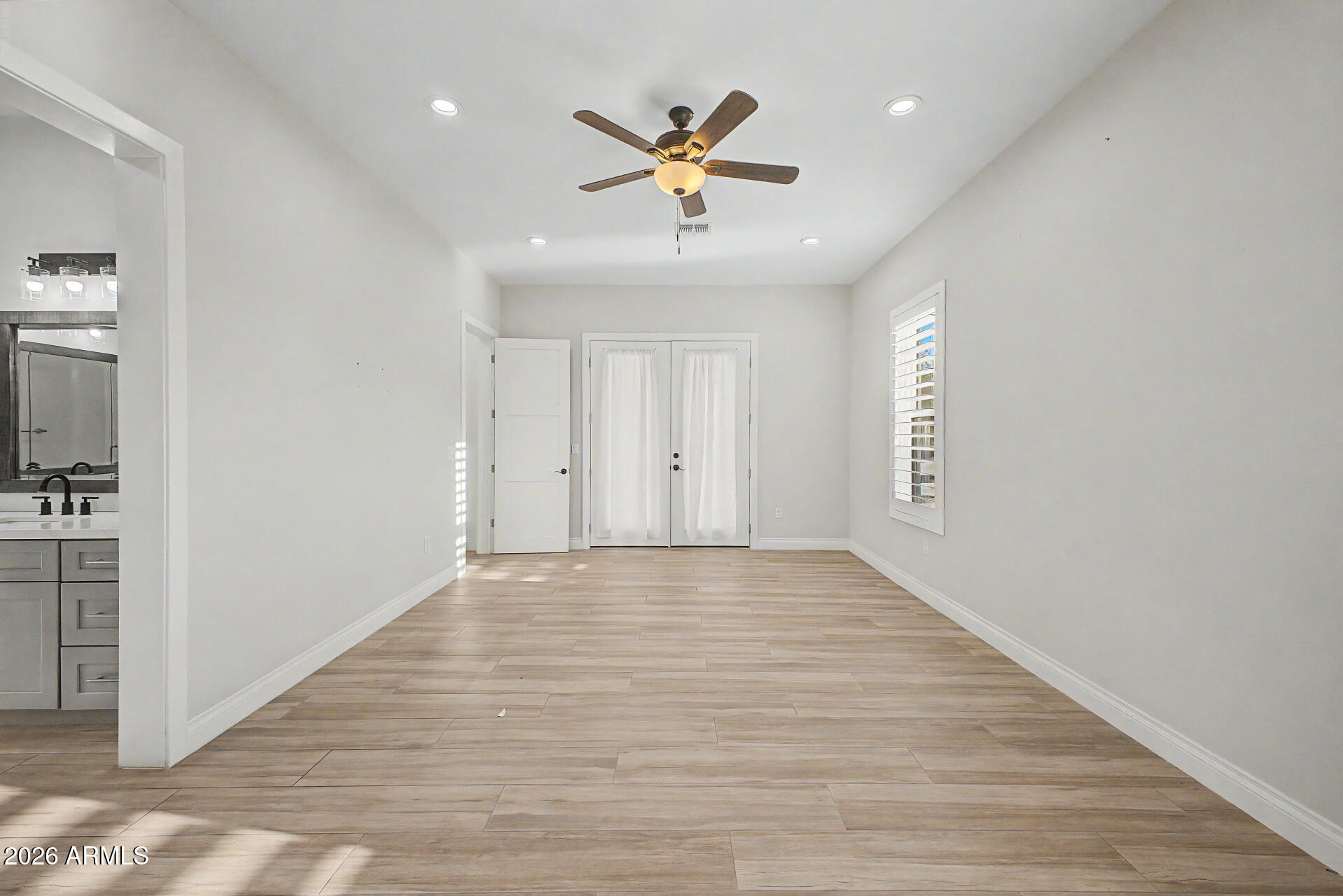 LA SONDRA - Residential