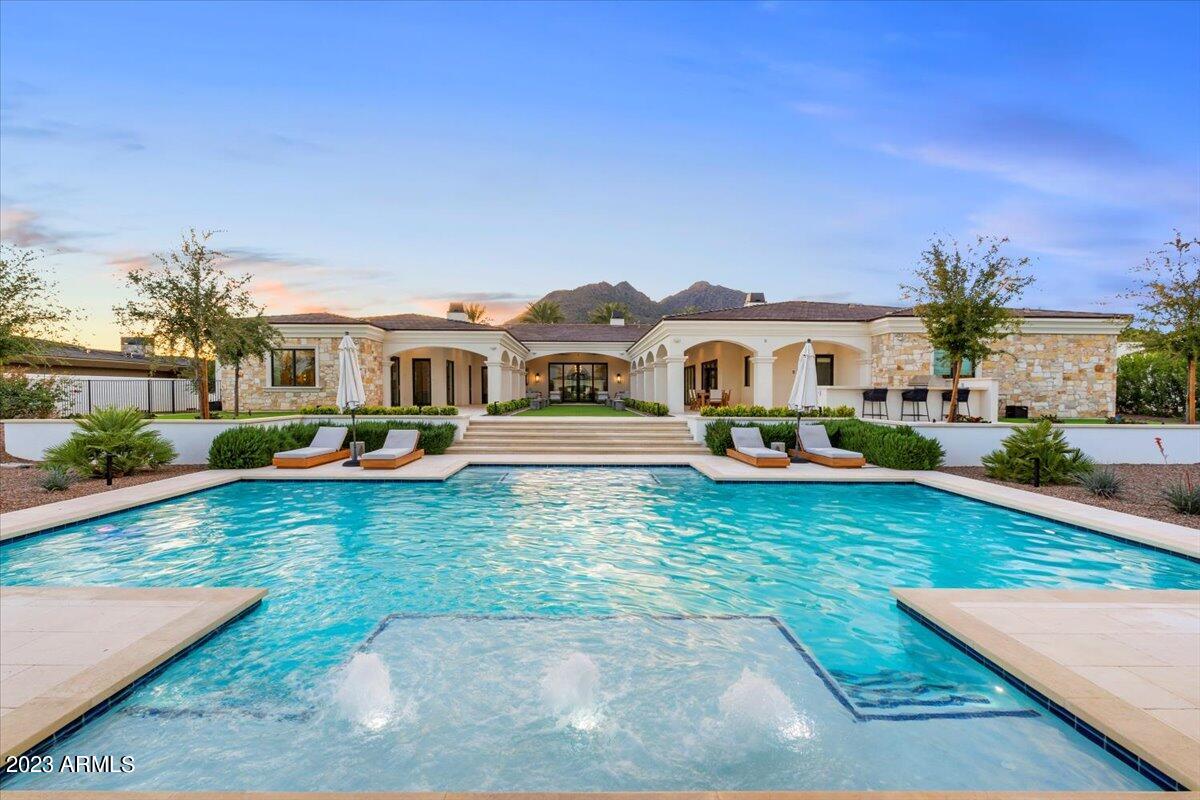 CAMELBACK LANDS - Residential