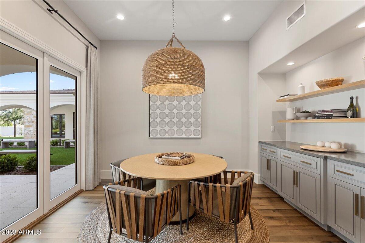 CAMELBACK LANDS - Residential