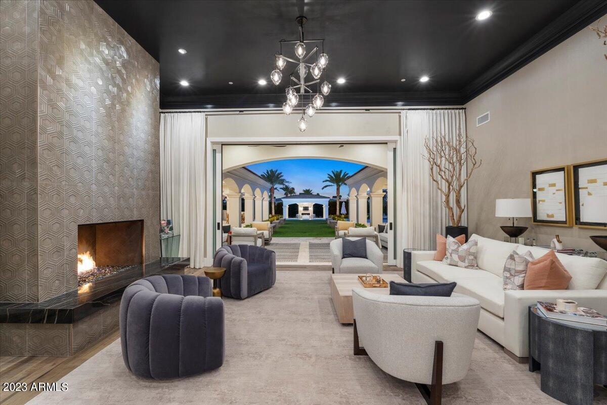 CAMELBACK LANDS - Residential