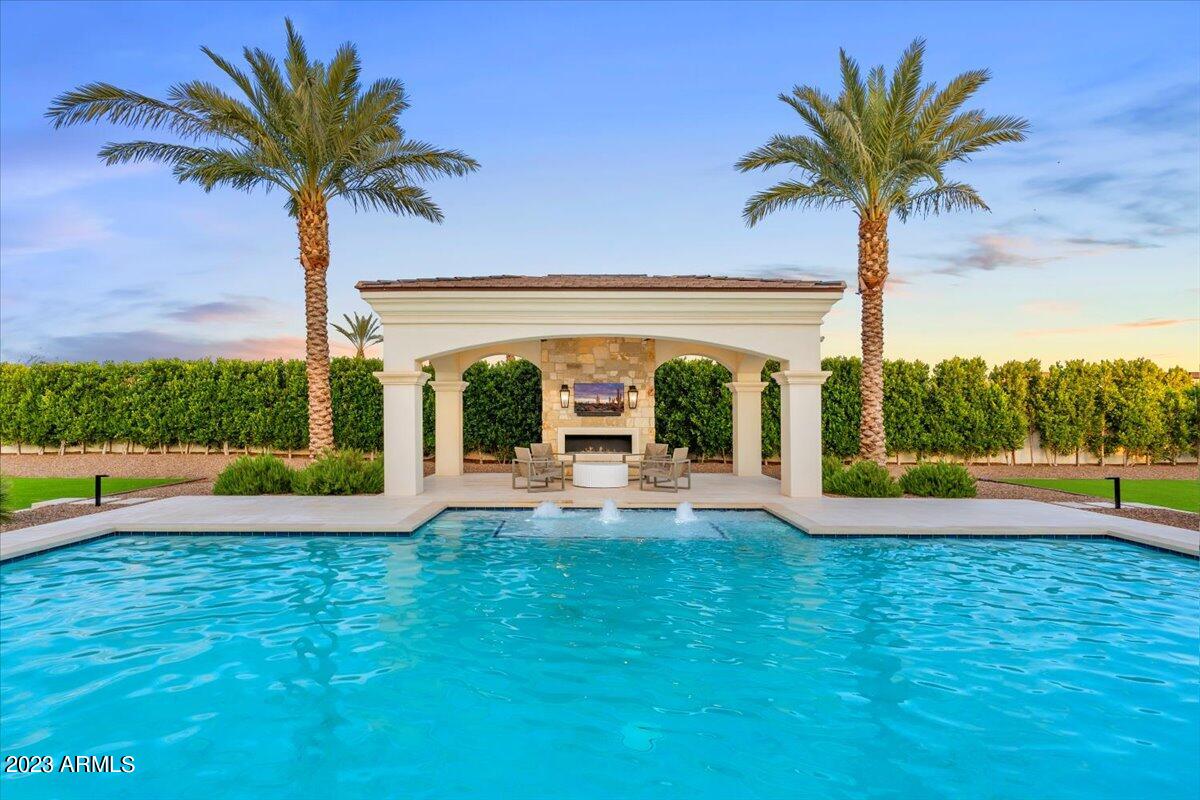 CAMELBACK LANDS - Residential
