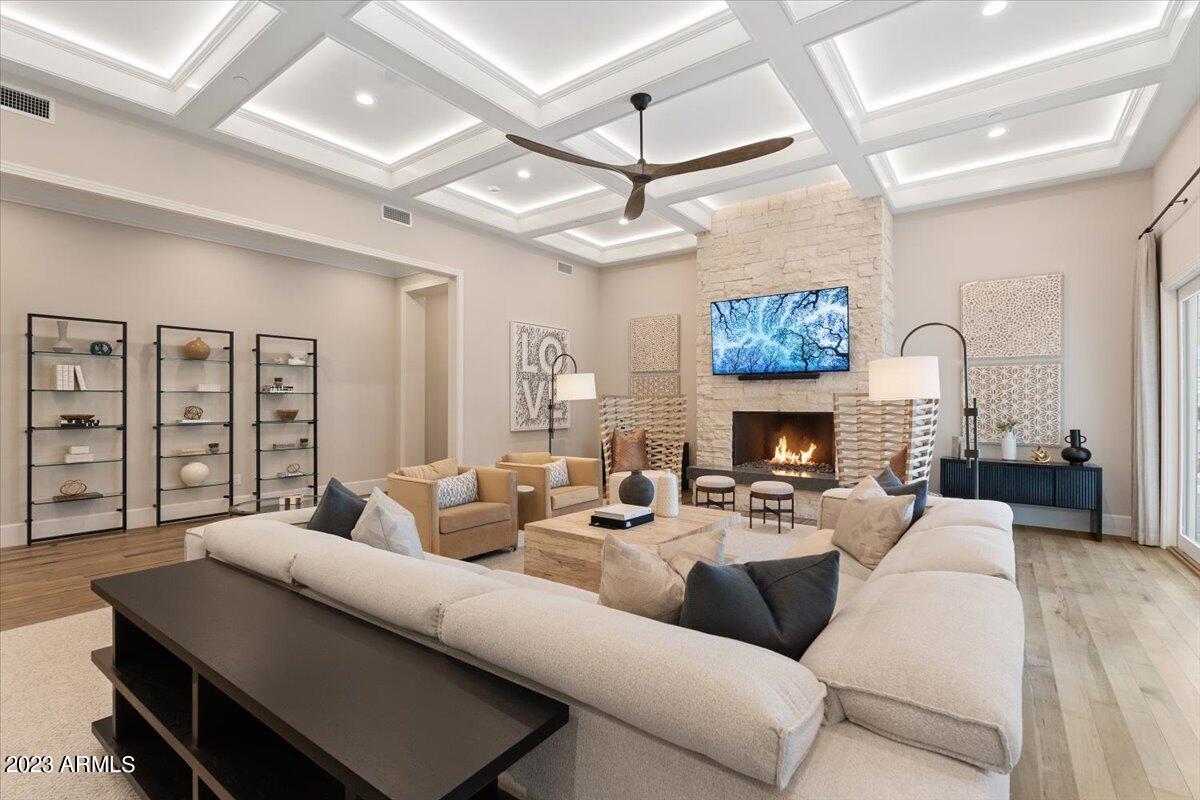 CAMELBACK LANDS - Residential