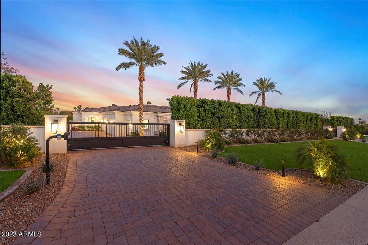 CAMELBACK LANDS - Residential