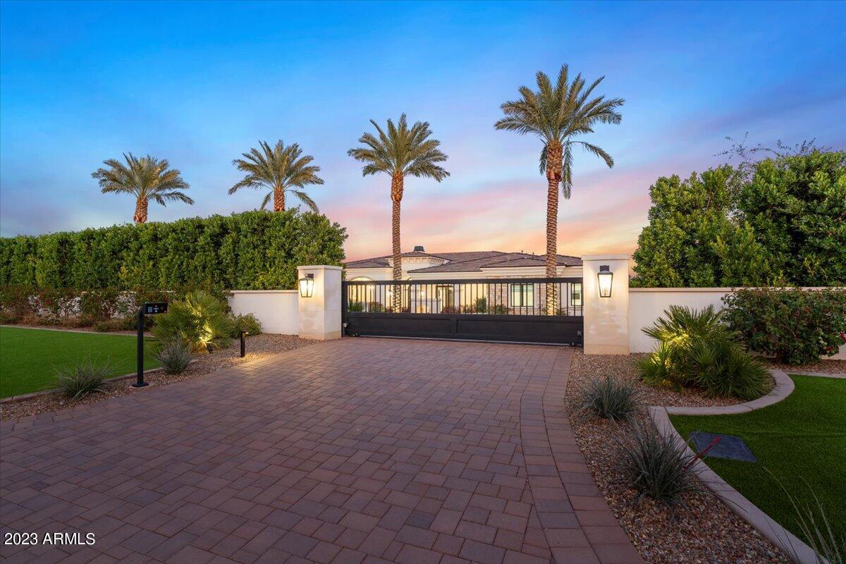 CAMELBACK LANDS - Residential
