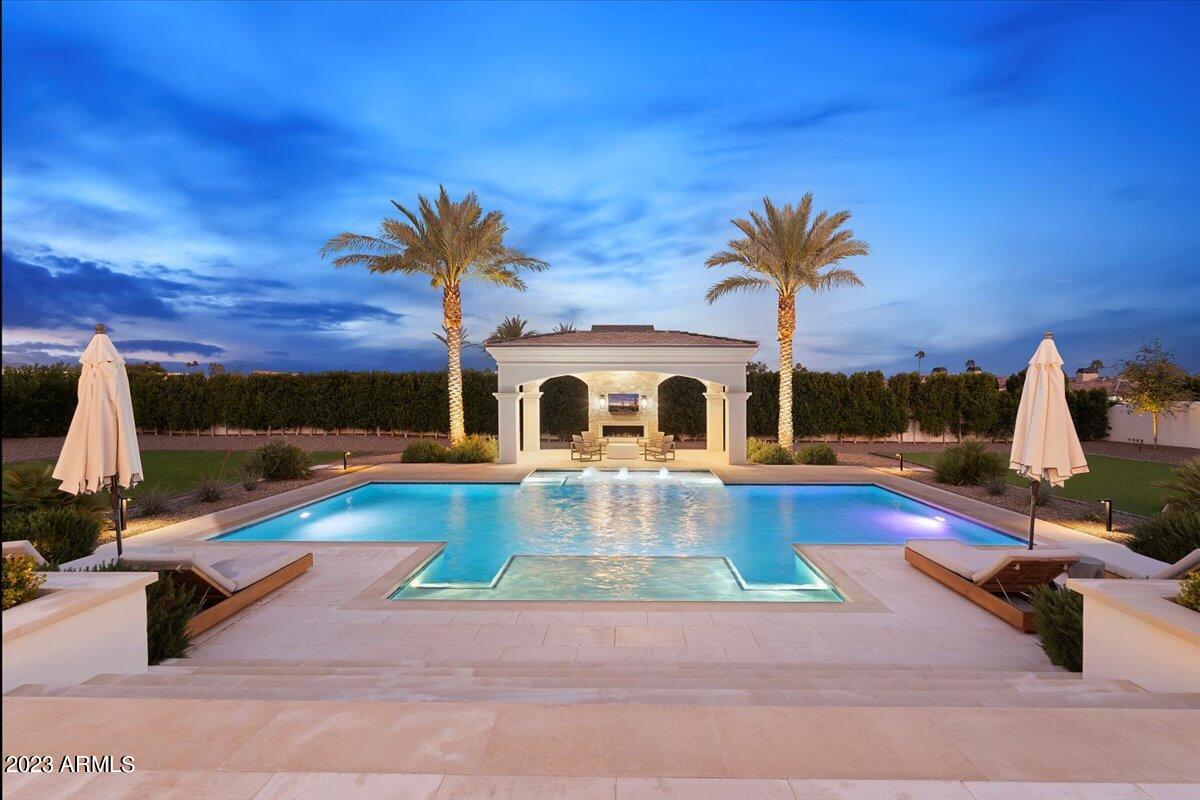CAMELBACK LANDS - Residential