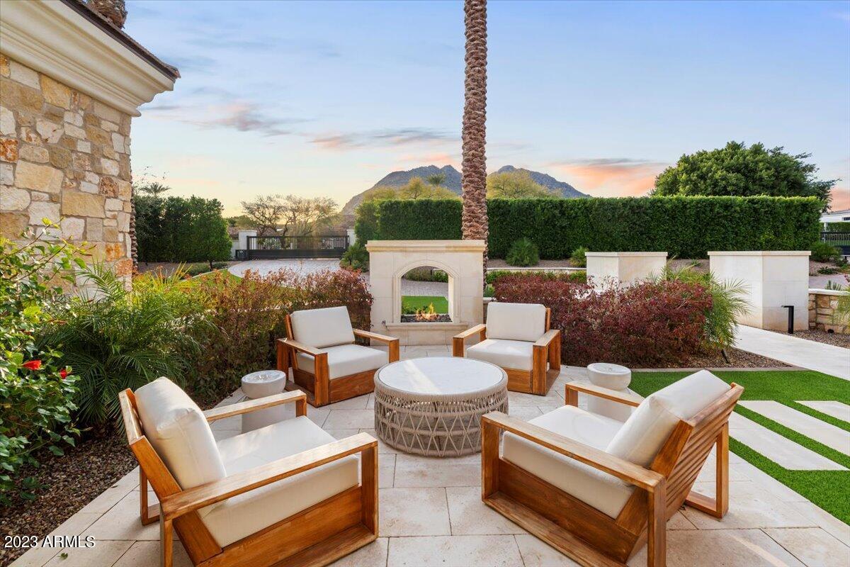 CAMELBACK LANDS - Residential
