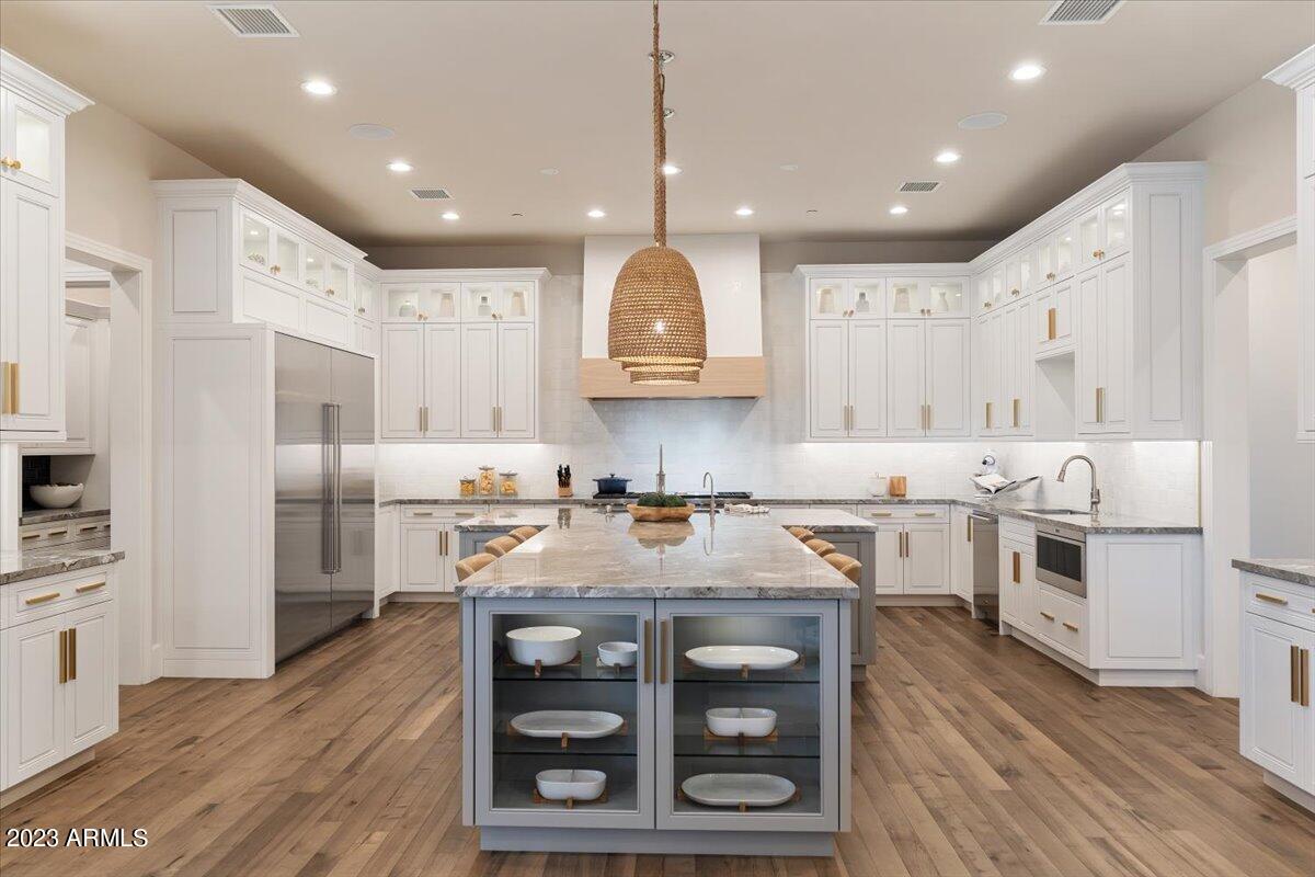 CAMELBACK LANDS - Residential