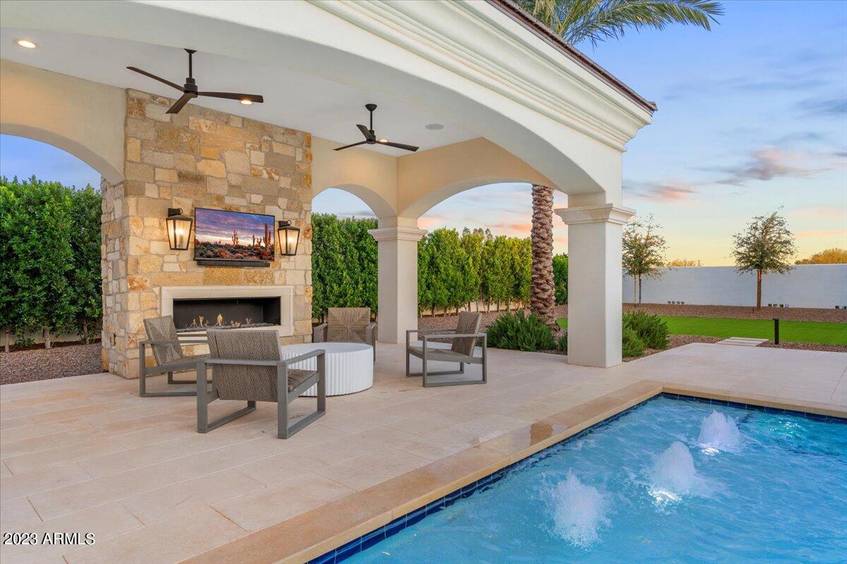 CAMELBACK LANDS - Residential