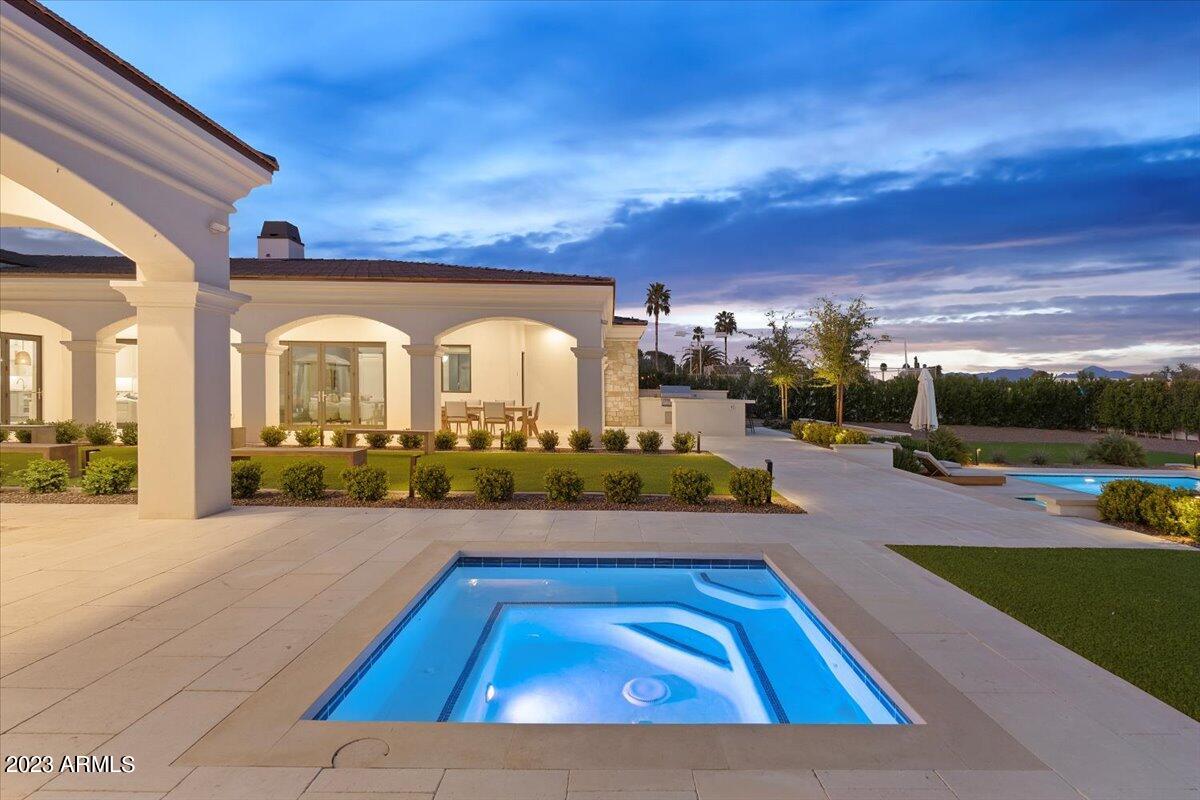 CAMELBACK LANDS - Residential