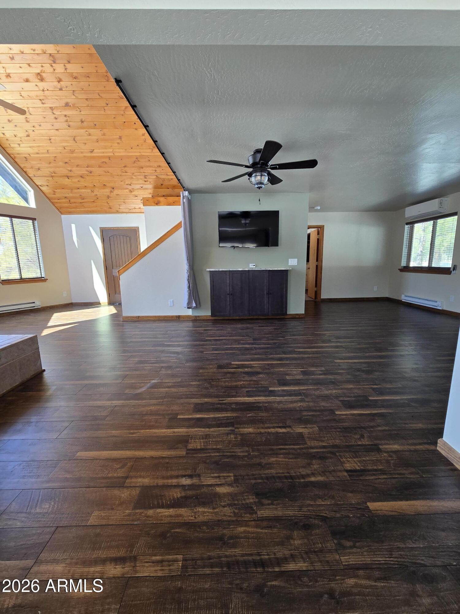 BLUE RIDGE ESTATES 1 - Residential