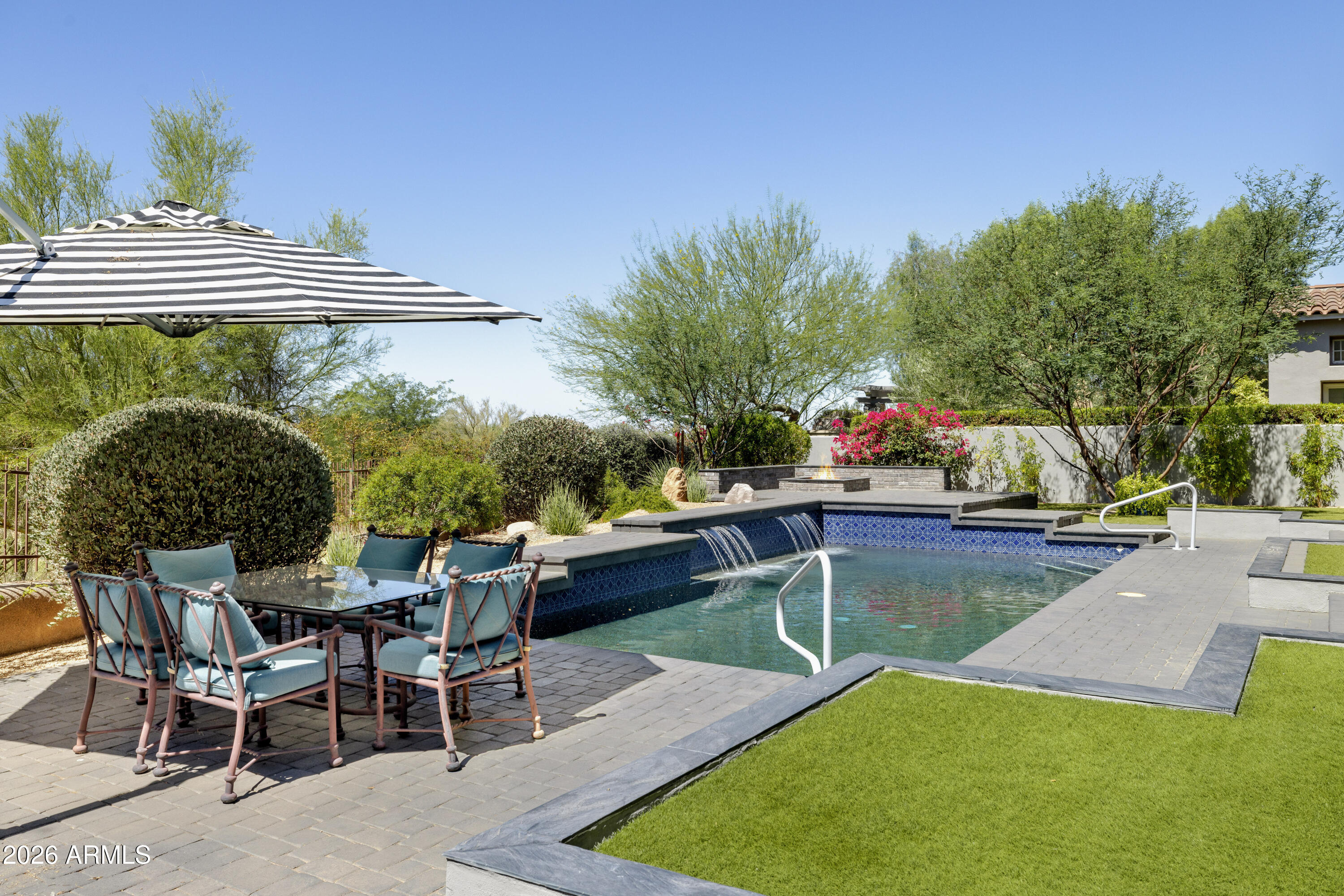 DC RANCH - Residential