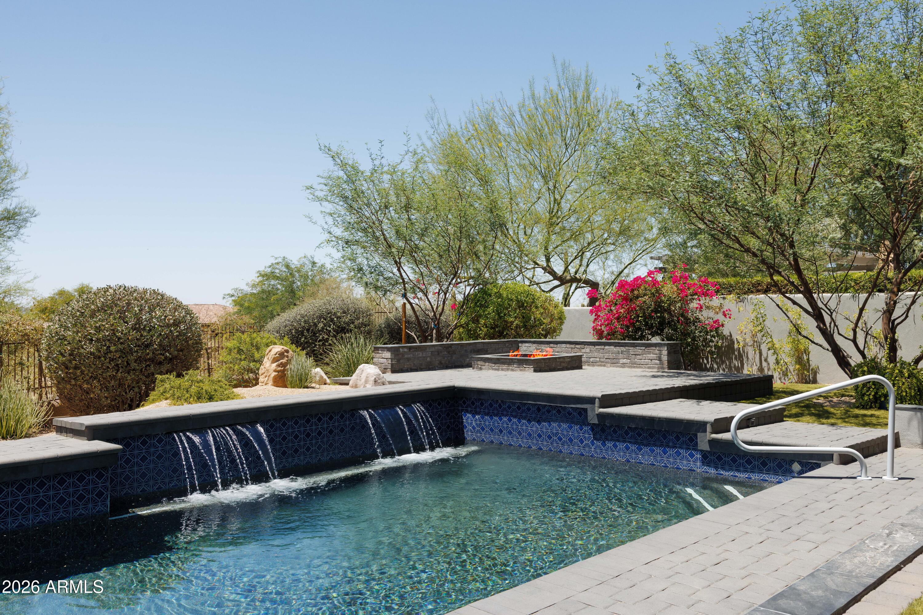 DC RANCH - Residential