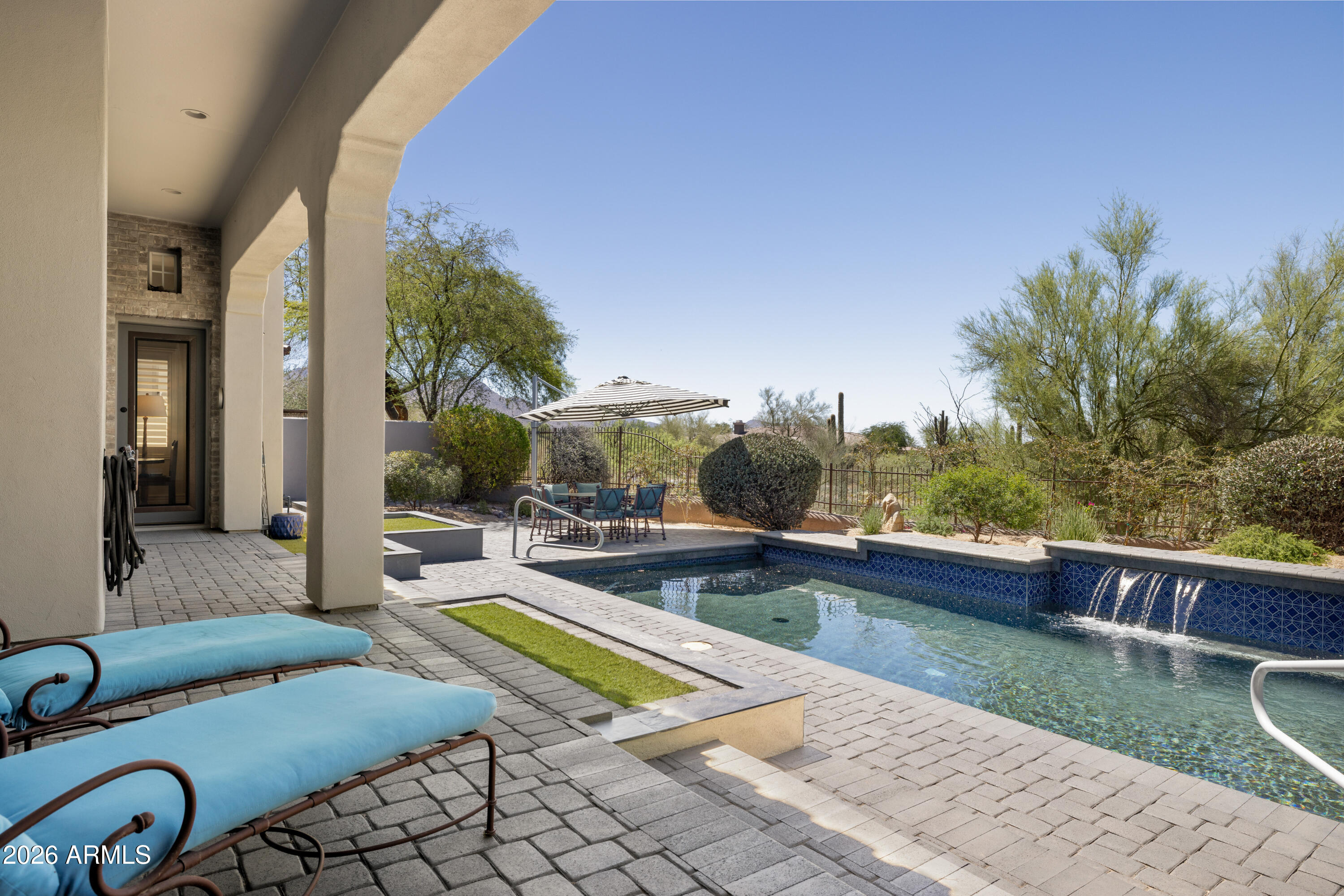DC RANCH - Residential