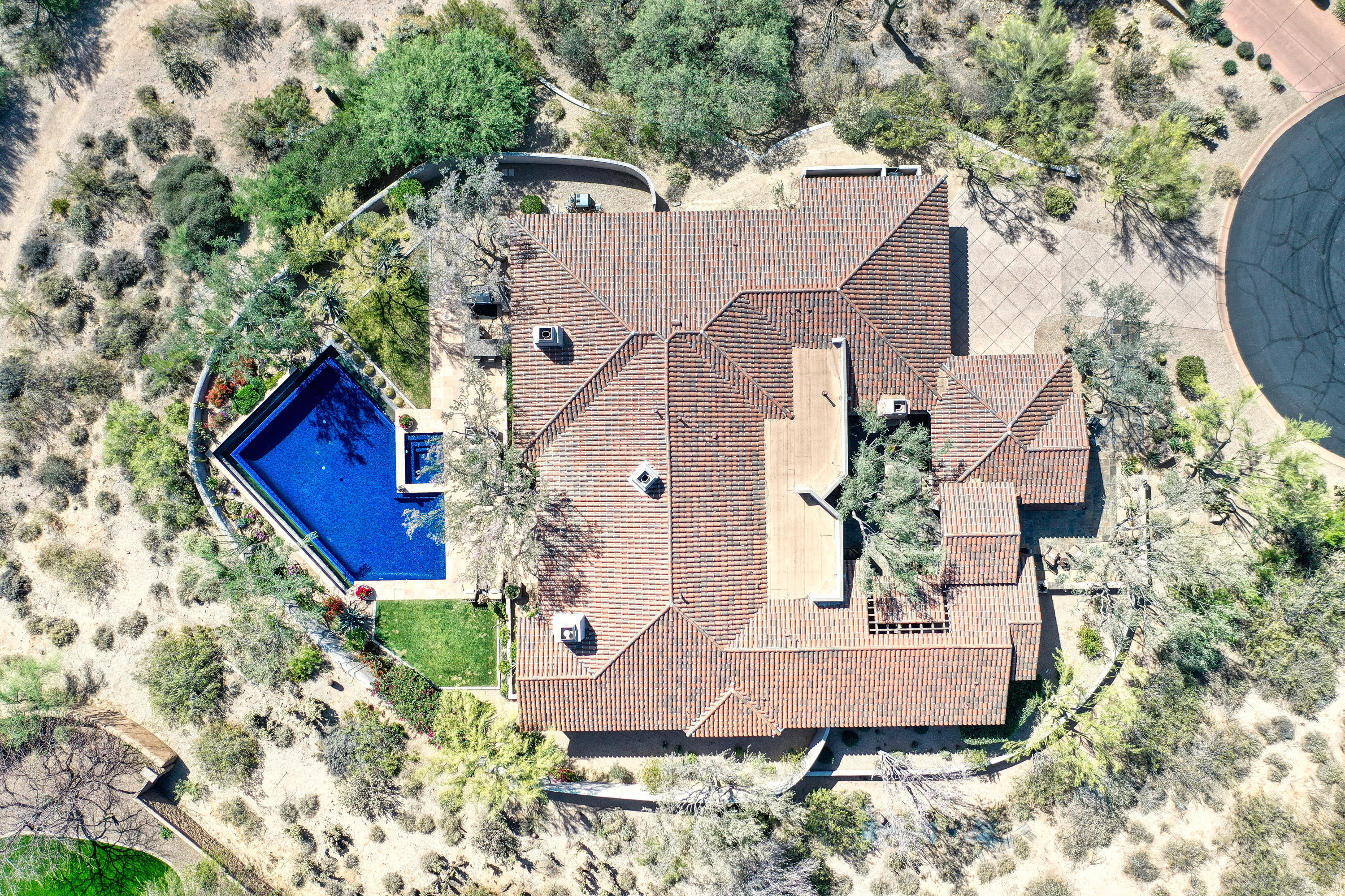 LA STRADA - Residential