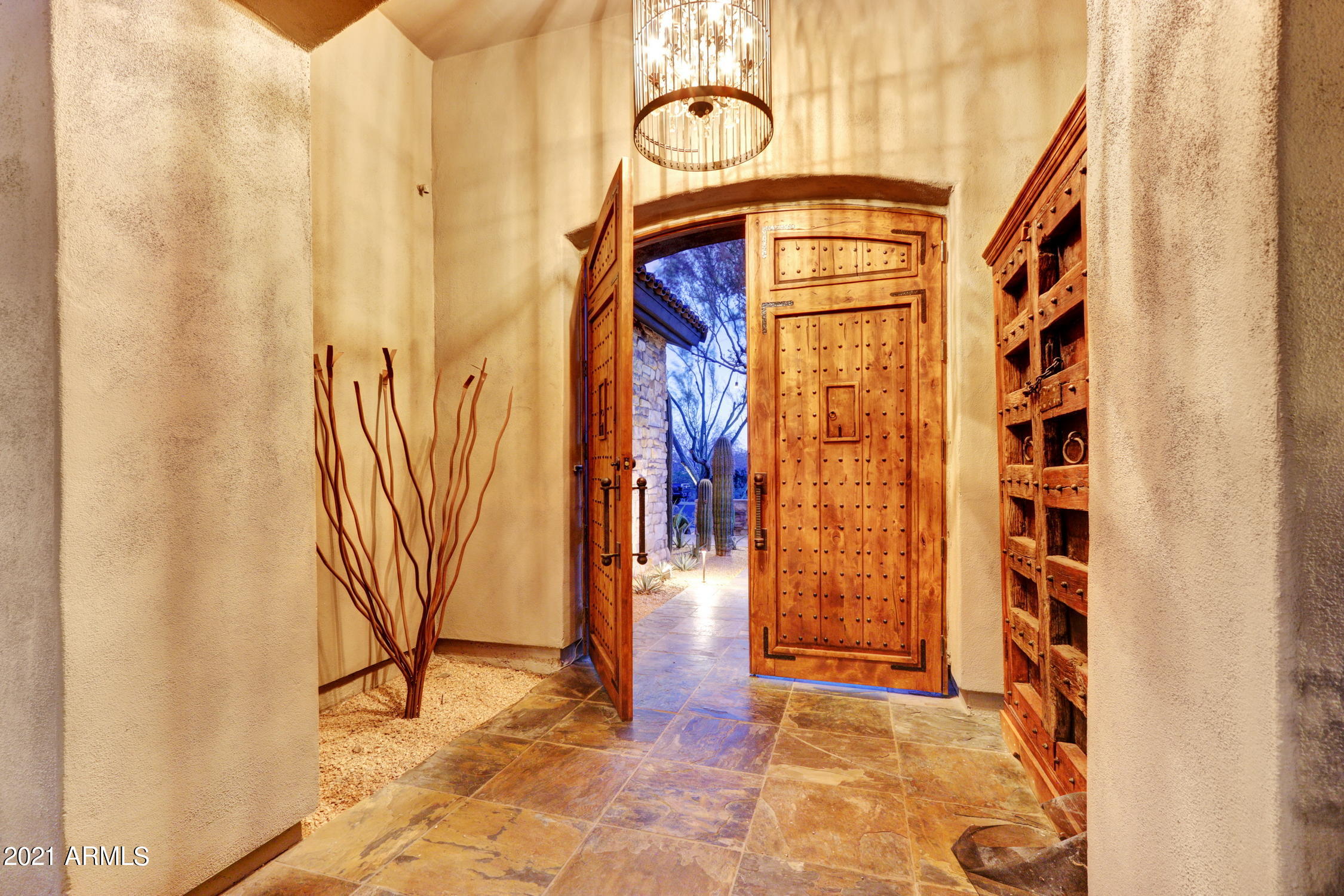 LA STRADA - Residential