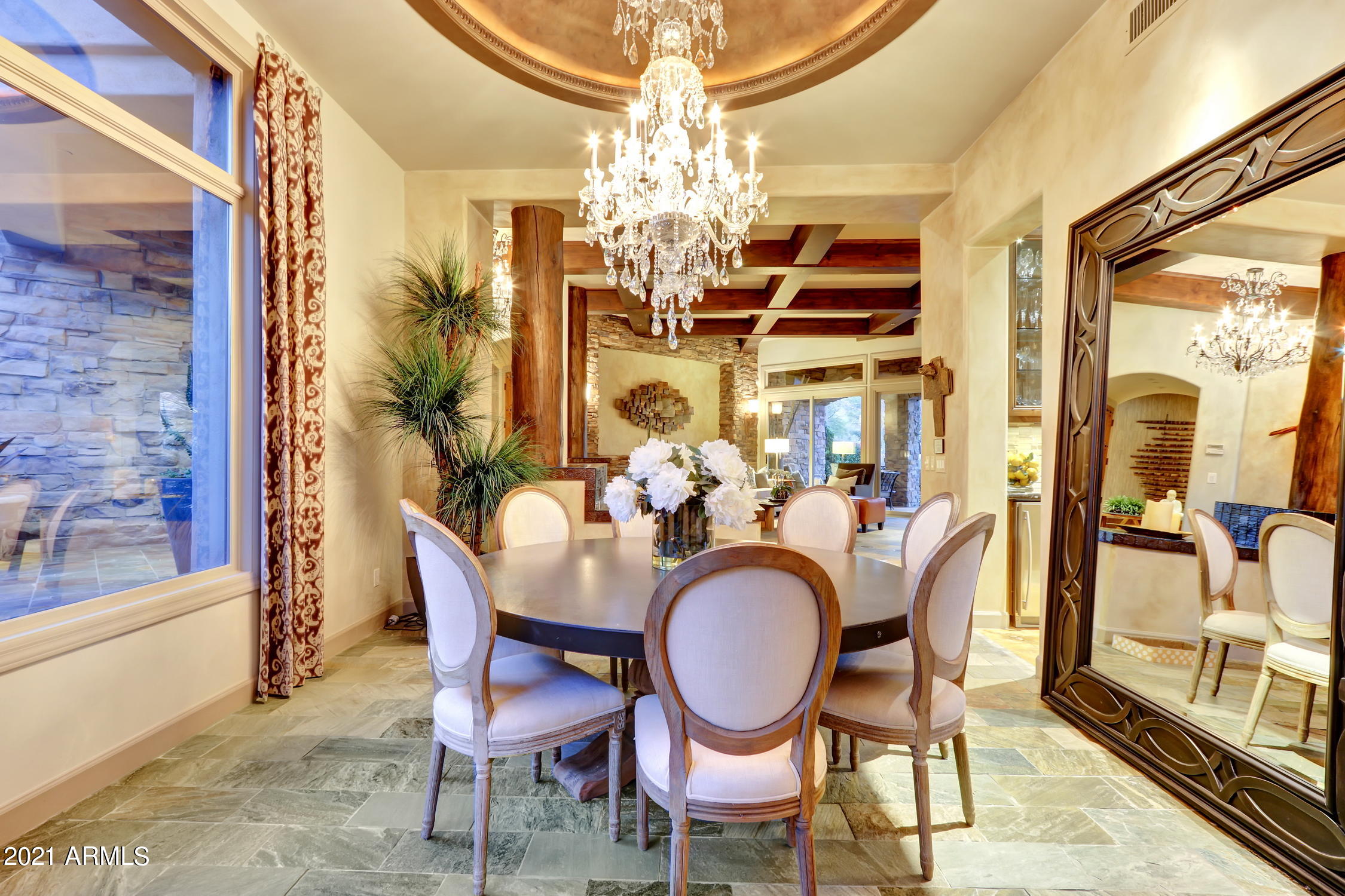 LA STRADA - Residential