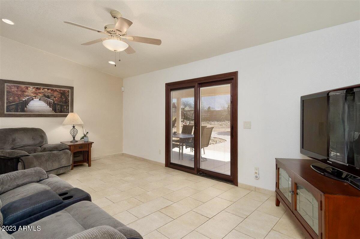 CANYON DE FLORES PHASE 1F - Residential