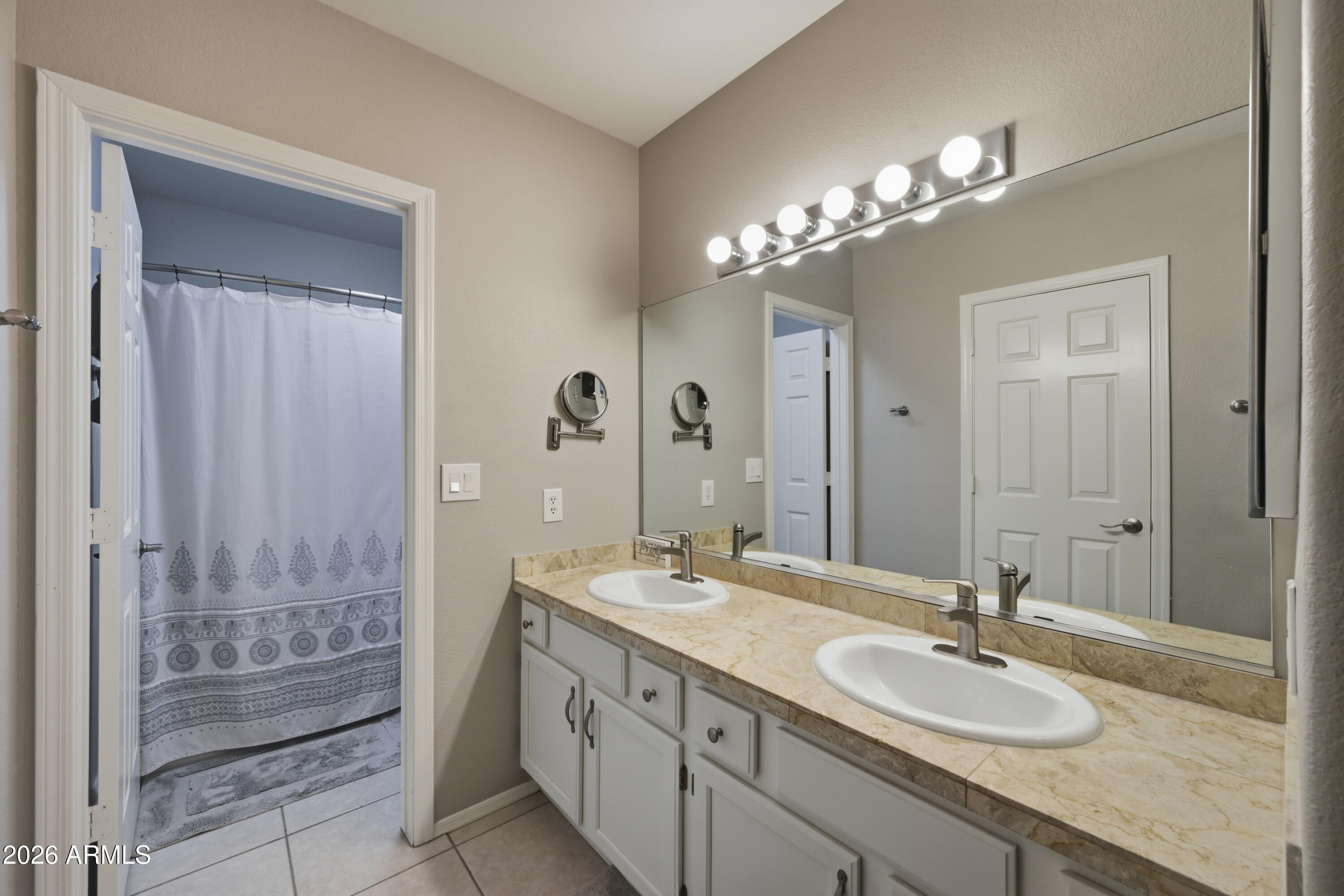 SIENNA CONDOMINIUMS - Residential