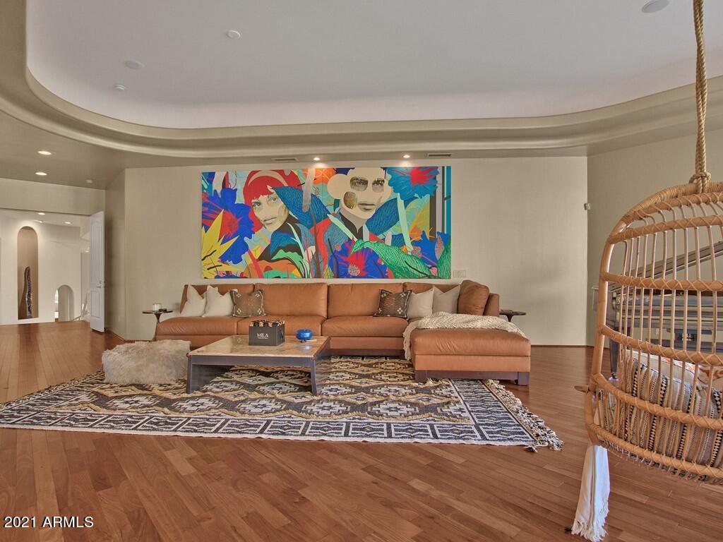CAMELBACK HEIGHTS - Residential