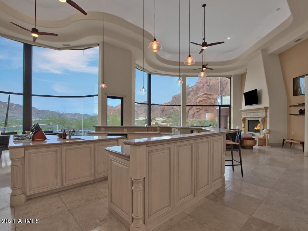 CAMELBACK HEIGHTS - Residential