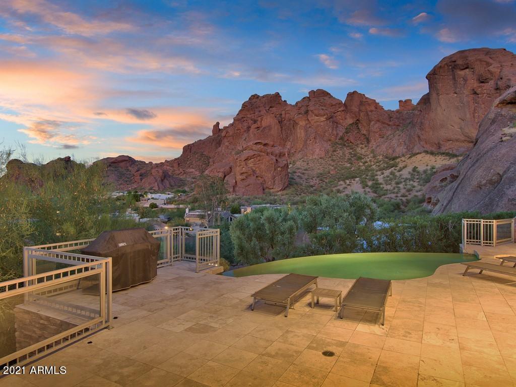 CAMELBACK HEIGHTS - Residential