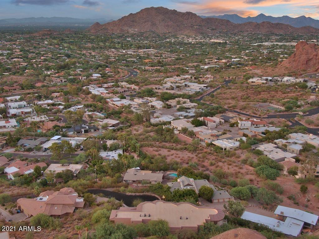CAMELBACK HEIGHTS - Residential