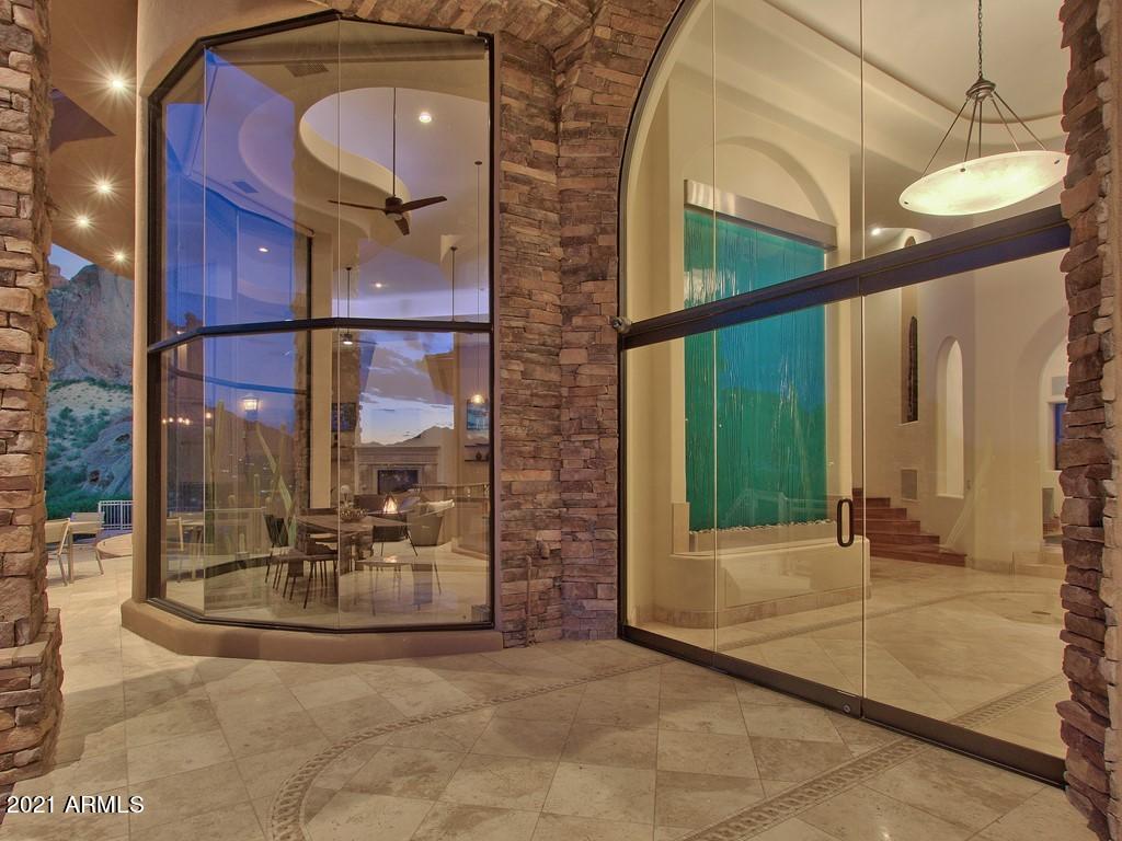 CAMELBACK HEIGHTS - Residential