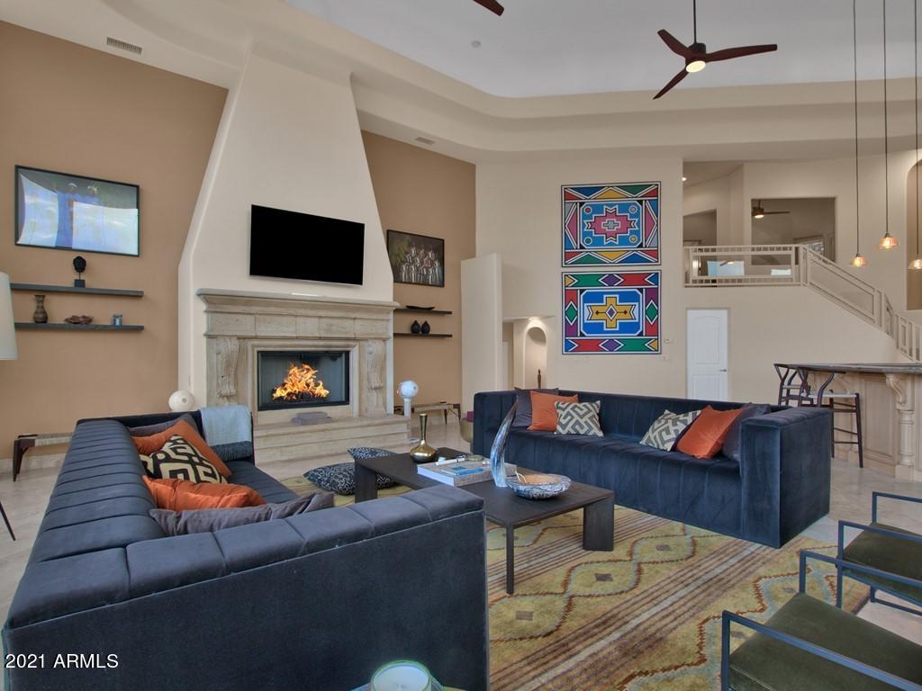 CAMELBACK HEIGHTS - Residential