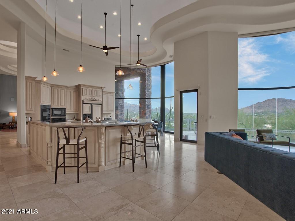 CAMELBACK HEIGHTS - Residential