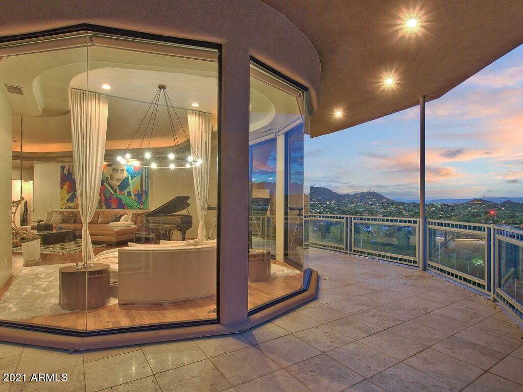 CAMELBACK HEIGHTS - Residential