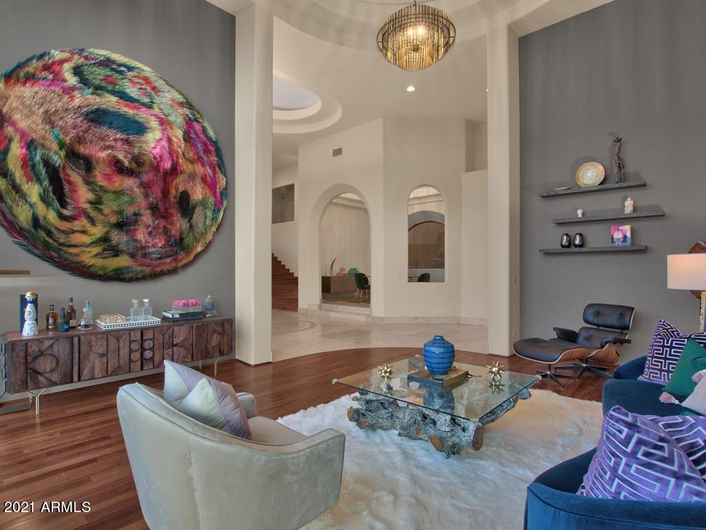 CAMELBACK HEIGHTS - Residential