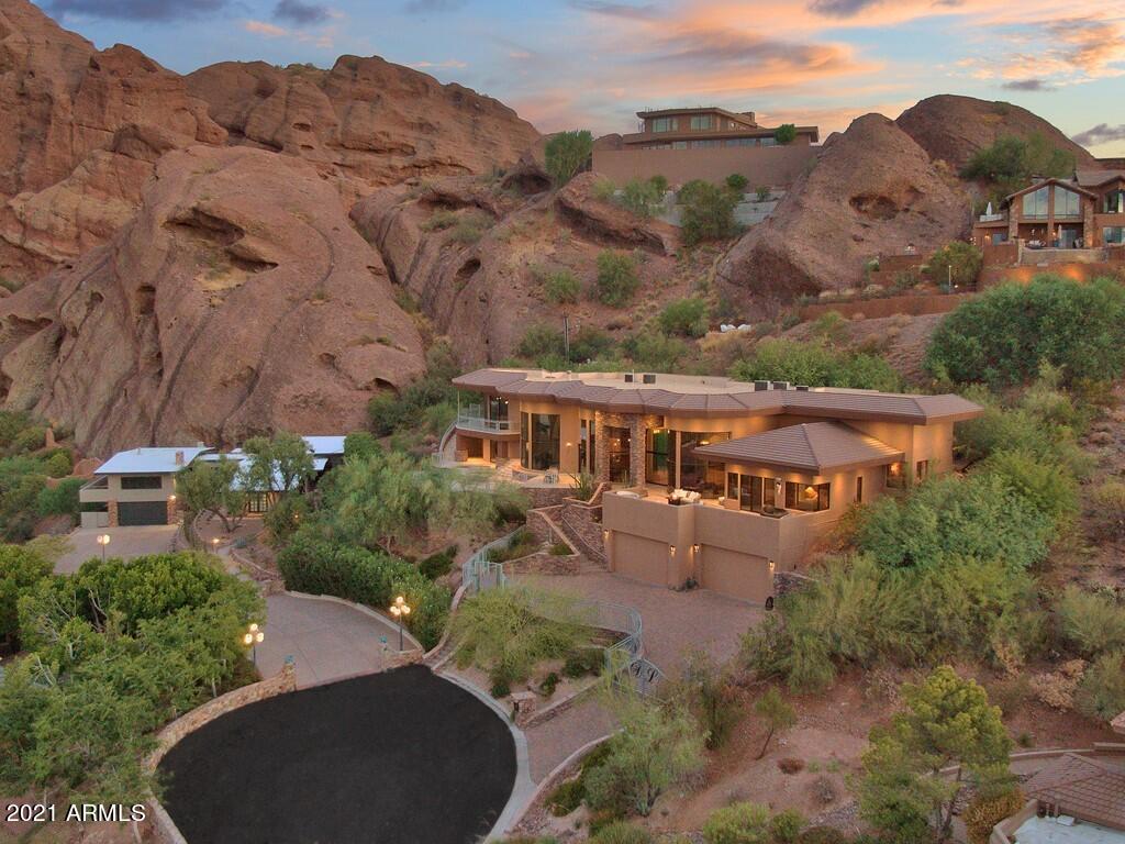 CAMELBACK HEIGHTS - Residential