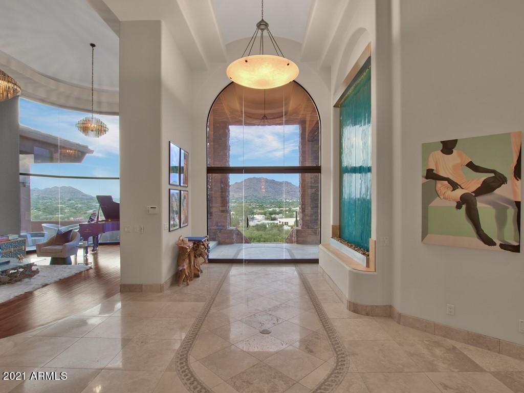 CAMELBACK HEIGHTS - Residential