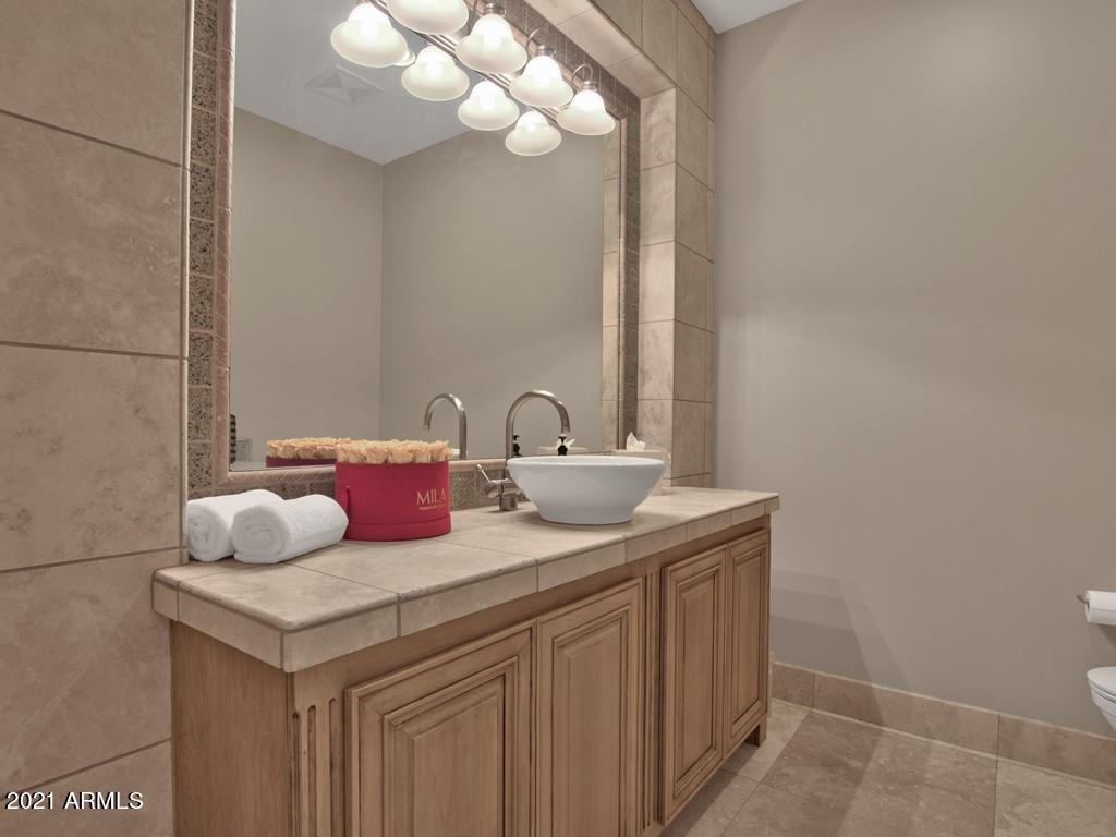 CAMELBACK HEIGHTS - Residential