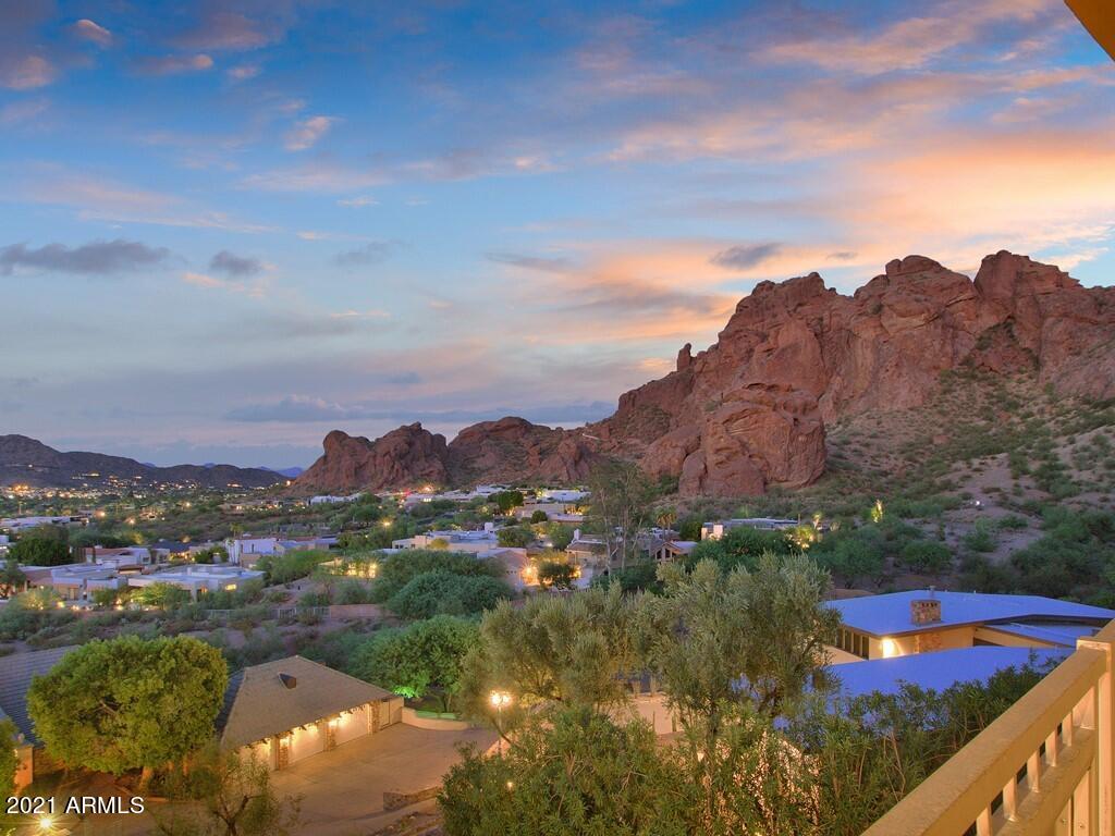 CAMELBACK HEIGHTS - Residential