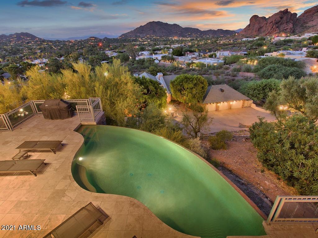 CAMELBACK HEIGHTS - Residential