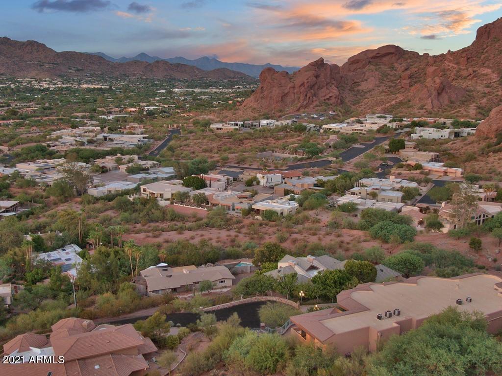CAMELBACK HEIGHTS - Residential