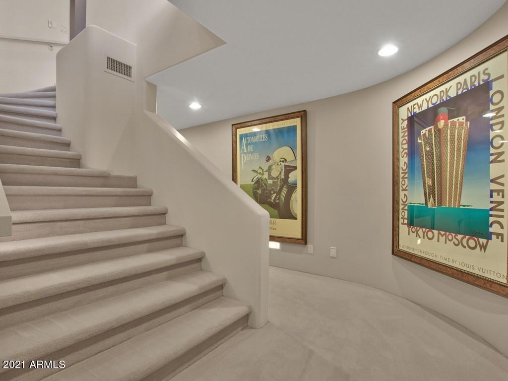 CAMELBACK HEIGHTS - Residential