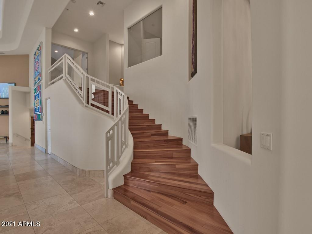 CAMELBACK HEIGHTS - Residential