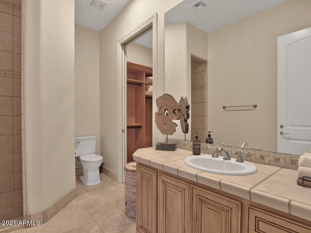 CAMELBACK HEIGHTS - Residential